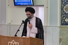 برگزاری بیست و یکمین جلسه تفسیر سوره مبارکه بقره توسط امام جمعه کاشان در مسجد دانشگاه.