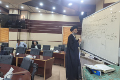 برگزاری چهل ودومین جلسه تفسیر نامه ۵۳ نهج البلاغه توسط نماینده محترم ولی فقیه و در دانشگاه کاشان