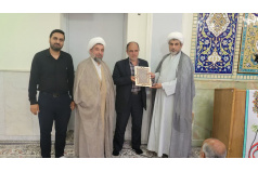 سخنرانی مسئول نهاد رهبری در ستایش خادمی مسجد و تقدیر و تشکر از آقای سلیمان سرهنگی در مسجد دانشگاه کاشان