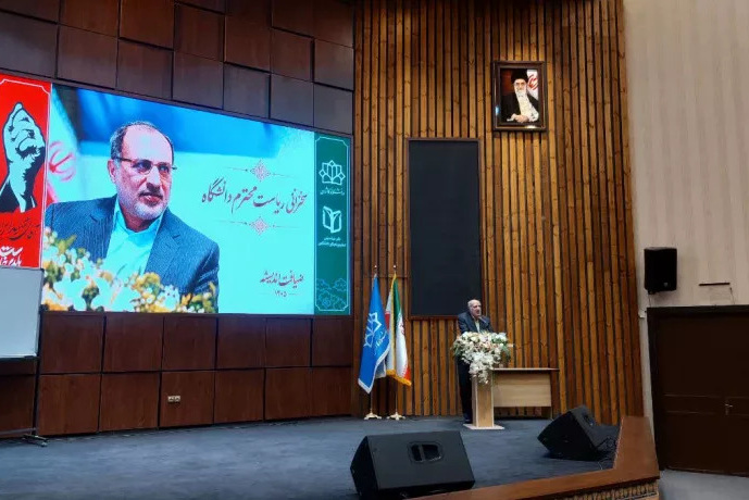 رئیس دانشگاه کاشان در مراسم آغاز به کار ضیافت اندیشه اساتید: