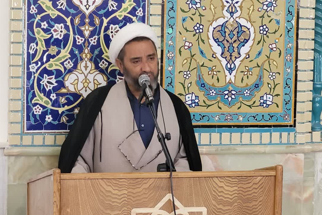 سخنرانی مدیر امور دانشجویان شاهد و ایثارگر در مسجد دانشگاه کاشان