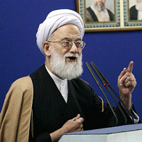 آیت‌الله امامی‌کاشانی در نمازجمعه تهران:اینکه‌آمریکامی‌گویدبایدتأسیسات‌هسته‌ای‌برچیده شود خلاف‌ توافقنامه‌ است/ تحمیل دشمن‌ را نمی‌پذیریم