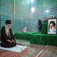 حضور رهبر معظم انقلاب در مرقد مطهر امام راحل و گلزار شهدای بهشت زهرا