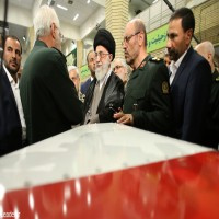 بازدید فرمانده کل قوا از نمایشگاه صنعت دفاعی:
