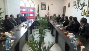 نشست هم اندیشی اساتید در حاشیه گردش یک روزه علمی فرهنگی دانشگاه برگزار شد.