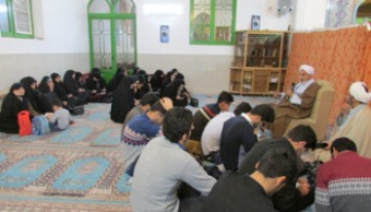 نشست صمیمی مسئول دفتر نهاد رهبری دانشگاه با تشکل ها و کانون های فرهنگی برگزار شد.
