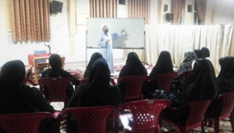 دومین جلسه از مجموعه جلسات در مسئله زنان ما طلبکاریم در خوابگاه مرکزی خواهران برگزار شد.
