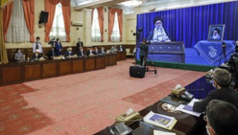رهبر معظم انقلاب اسلامی در ارتباط تصویری با مسئولان قضایی تأکید کردند: