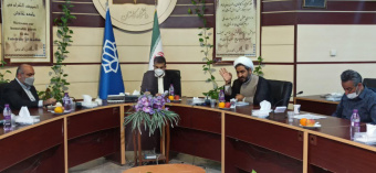 دانشگاهیان برای حل مشکلات جامعه راهکار ارائه دهند