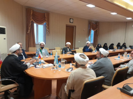 نشست اساتید گروه معارف اسلامی دانشگاه کاشان