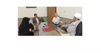 بازدید مسئول نهاد رهبری از کتابخانه مرکزی دانشگاه کاشان