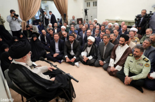 رهبر معظم انقلاب در دیدار دست‌اندرکاران کنگره  ملی بزرگداشت ۹ هزار و ۸۰۰ شهید استان کرمانشاه: