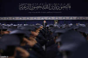 رهبر معظم انقلاب در دیدار جمعی از فرماندهان و کارکنان نیروی هوایی و پدافند هوایی ارتش: