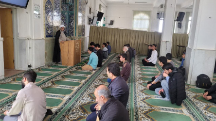 بیان فوائد روزه و روزه داری توسط مسئول نهاد رهبری در مسجد دانشگاه
