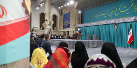 در دیدار هزاران نفر از کارگران سراسر کشور