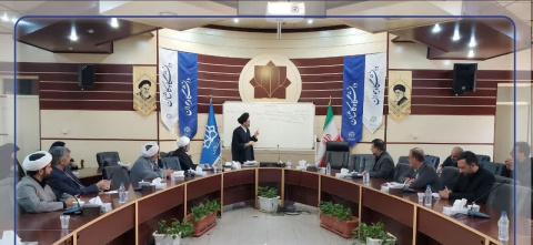 برگزاری سیزدهمین جلسه مباحثه نامه ۵۳ نهج البلاغه در دانشگاه کاشان