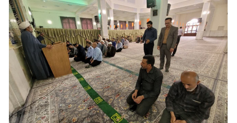 سخنرانی مسئول نهاد رهبری در تبیین حضور قلب در نماز ، در مسجد دانشگاه کاشان
