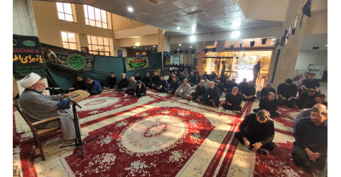 برگزاری مراسم عزاداری حضرت اباعبدالله الحسین علیه السلام در هشتمین روز محرم الحرام سال ۱۴۰۵ در دانشگاه کاشان