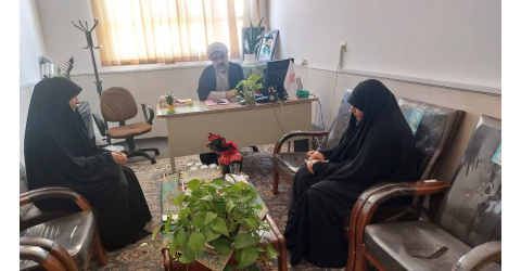 نشست مرکز مشاوره همرسان دانشگاه کاشان و مرکز «شوق فردا» در راستای ارتقای سلامت خانواده